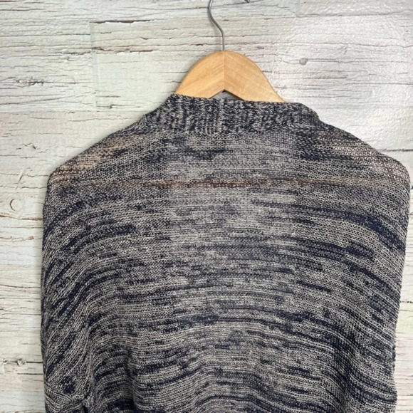 Eileen Fisher Organic Linen gray sweater Cardigan Grey Size small - Picture 11 of 11